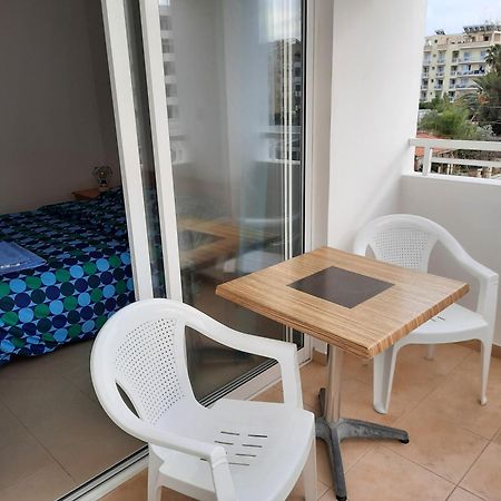 Large Apt 2 Bedrooms Sea View & 2 Balconies Larnaca Buitenkant foto